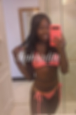 British Black escort Ceeme is 5’7 height 