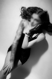 Dark Brown haired Caerphilly escort Josie