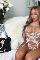 Blonde haired Caerphilly escort Selina